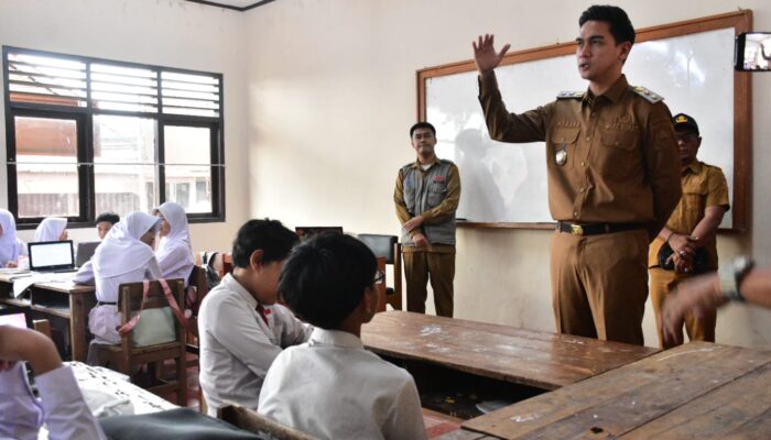 Tinjau SDN 2 Sindang, Wabup Sumedang: Jangan Sampai Ada Anggaran Pendidikan yang Mubazir