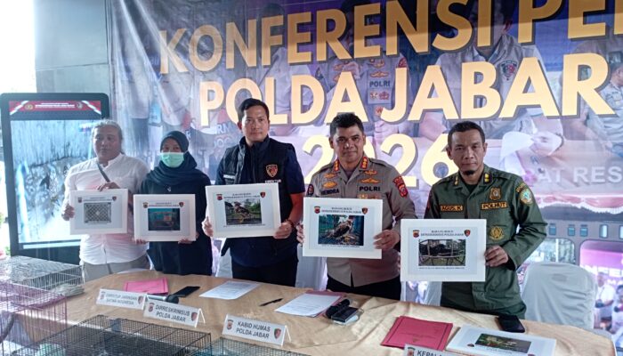 Polda Jabar Bongkar Perdagangan Ilegal 14 Elang di Indramayu