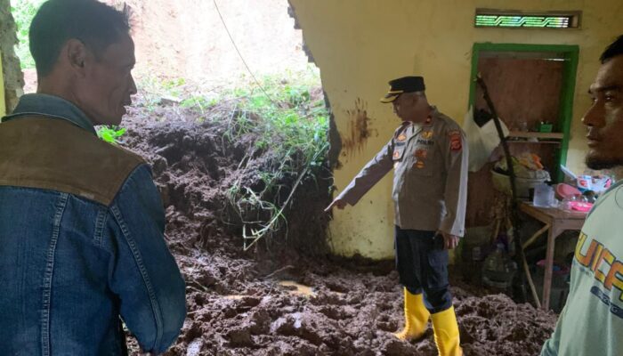 Pasca Longsor di Pangalengan, Kapolresta Bandung Minta Warga Waspada Curah Hujan Tinggi