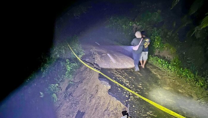 10 Titik Longsor Lumpuhkan Jalur Tasikmalaya-Pangandaran via Karangjaya