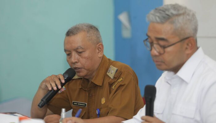 Sambangi Kelurahan Samoja, Muhammad Farhan Soroti Drainase ‘Salah Alamat’ dan PJU Mati