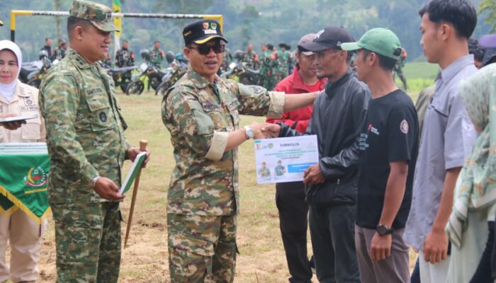 Sinergi Tanpa Batas, TMMD ke-127 di Desa Cipelah Jadi Kado Spesial HUT ke-6 Kodim 0624/Kabupaten Bandung