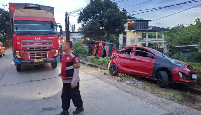 Polisi Selidiki Penyebab Tabrakan Beruntun di Jalur Pamulihan Sumedang Pagi Tadi