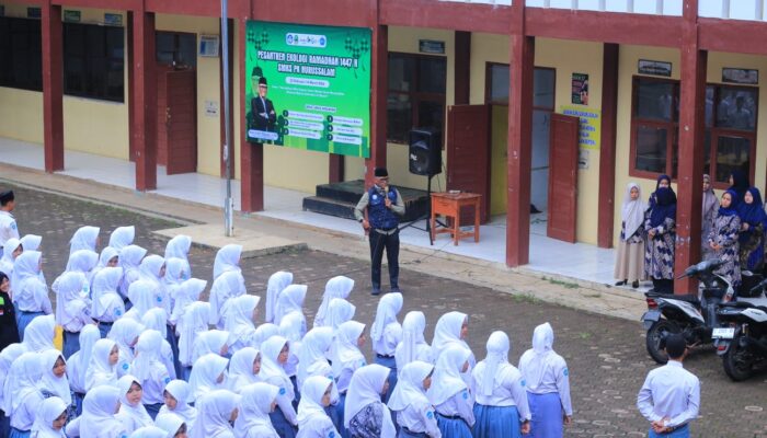 Tak Sekadar Ceramah, Ratusan Siswa SMK PK Nurussalam Digembleng Kesadaran Lingkungan