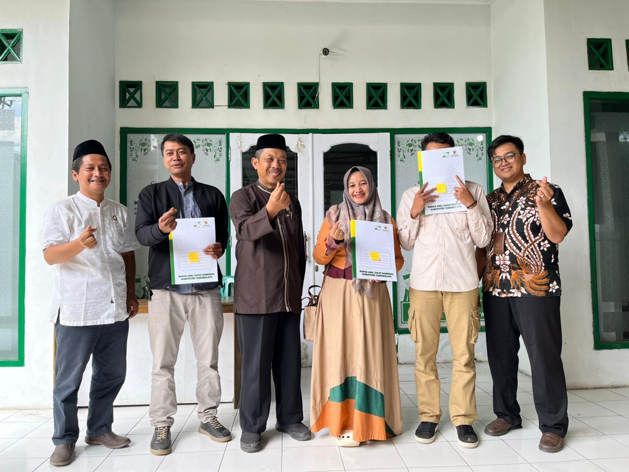 Zakat Bukan untuk MBG