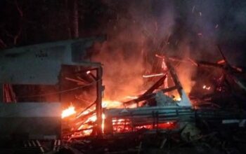 Satu Rumah Ludes Terbakar