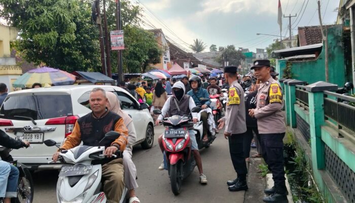 Jaga Kekhusyukan Ramadan, Personel Polresta Bandung Sisir Jalur Rawan