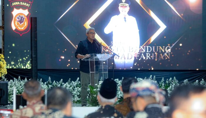 Lepas Kombes Pol Budi Sartono, Wali Kota Bandung: Kita Rasakan Kekompakan Hadapi Persoalan