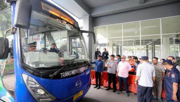 ​Waspada Cuaca Ekstrem, BPBD Jabar Dirikan 82 Posko Mudik di Jalur Rawan Longsor dan Banjir