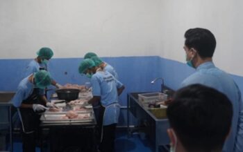 Sela Safari Ramadan di Tanjungkerta, Wabup Fajar Aldila Sidak Dapur Program Makan Bergizi Gratis