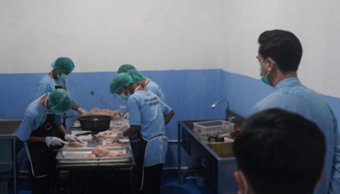 Sela Safari Ramadan di Tanjungkerta, Wabup Fajar Aldila Sidak Dapur Program Makan Bergizi Gratis