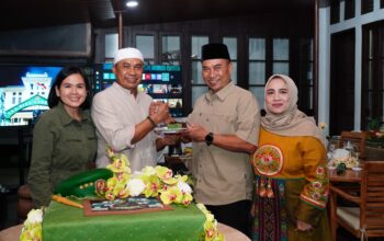 Momen Ramadan, Keluarga Besar Kodiklatad Rayakan Milad ke-55 Letjen TNI Mohamad Hasan