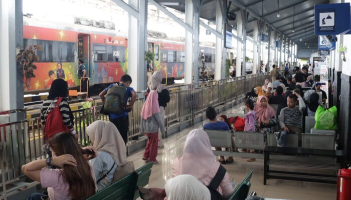 Kota Resik Diserbu Pemudik, Stasiun Tasikmalaya Jadi Stasiun Tersibuk Ketiga Setelah Bandung