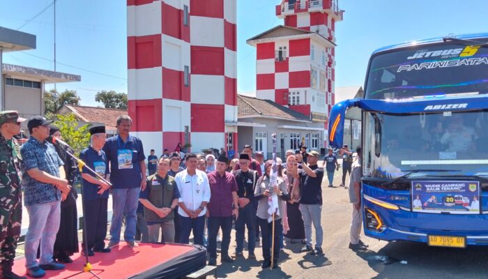 Wagub Taj Yasin Lepas Keberangkatan Program Mudik Gratis Jateng di Jawa Barat