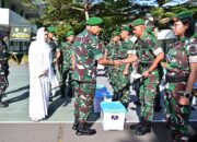 Bukan Sekadar Rutinitas, Dankodiklatad Tekankan Rasa Kekeluargaan Saat Bagi Bingkisan Lebaran