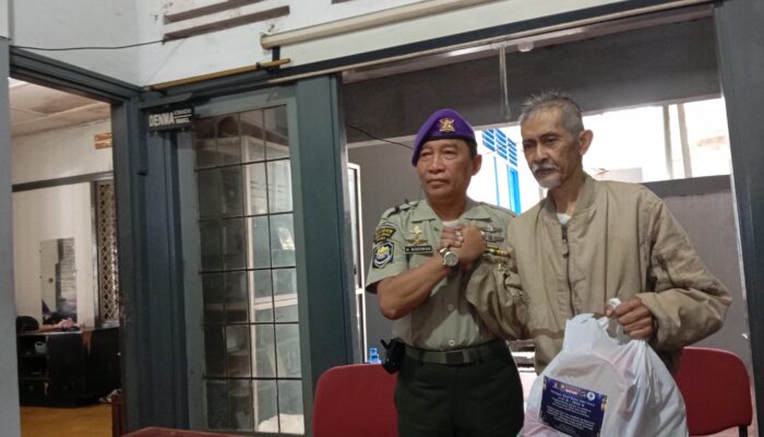 Momen Haru di Markas Baret Ungu: Saat Tunas Muda Mahawarman Genggam Erat Tangan Para Veteran