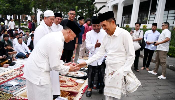 KDM Minta Maaf di Depan Ribuan Jemaah Salat Id Gedung Sate