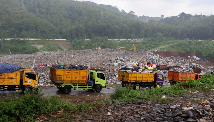 Pasca Libur Lebaran, Ritme Pengangkutan Sampah di Kota Bandung Mulai Kembali Normal