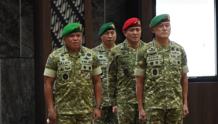 Wakili Dankodiklatad, Mayjen TNI Windiyatno Saksikan Kenaikan Pangkat 48 Jenderal di Mabesad