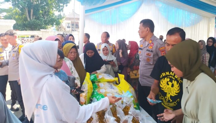 Dekat ke Idulfitri, Polres Tasikmalaya Gelar Pasar Pangan Murah