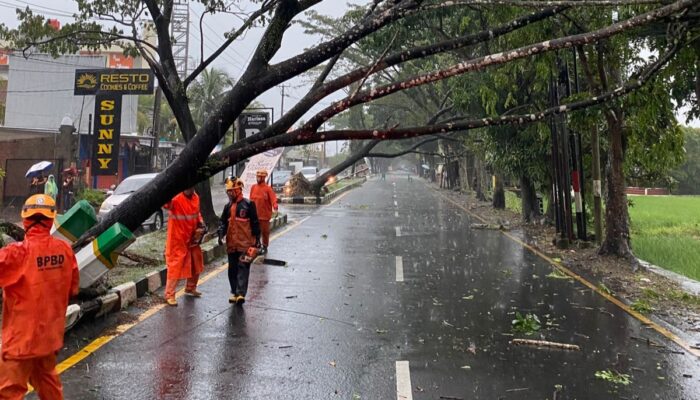 Hujan Angin, BPBD Kota Tasik Banjir Laporan Bencana