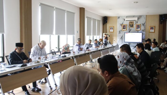 Komisi V DPRD Jawa Barat Pertanyakan Capaian Program OPD yang Melebihi Target