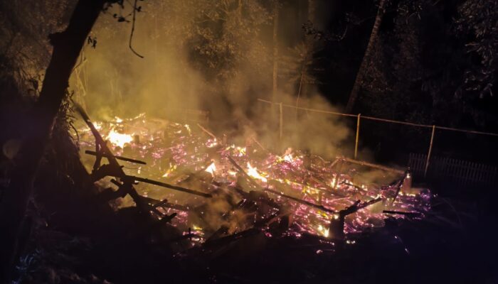 Dua Rumah di Cigalontang Ludes Jadi Arang, Pemilik Sedang Merantau