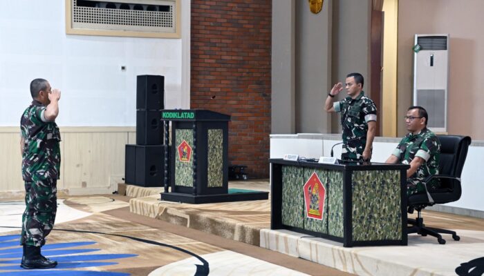 Jaga Kehormatan Institusi, Prajurit dan PNS Kodiklatad Dibekali Penyuluhan Hukum