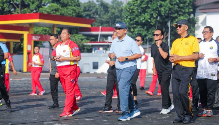 Wali Kota Bandung Hadiri Olahraga Bersama dan HUT ke-52 Sesko TNI