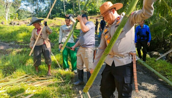 Lumpuh Akibat Ambrol, Jembatan Ciwarunga Garut Kembali Terhubung Berkat Sinergi Polri dan Warga