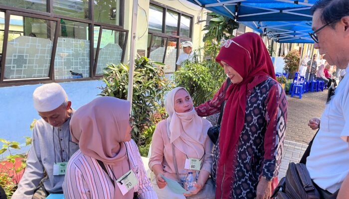 Wujudkan Kepedulian, Kelurahan Warung Muncang Gandeng Yayasan Buddha Tzu Chi Gelar Bakti Sosial Kesehatan