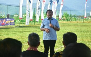 Bupati Dony Resmikan Mini Soccer PPS