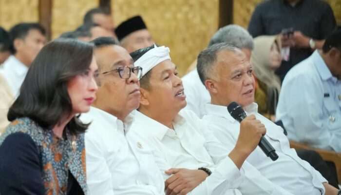 Dedi Mulyadi: Kritik Adalah Kontrol, Fokus Utama Tetap Prestasi Persib