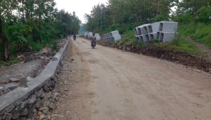 Proyek Jalan Burujul-Sanca Mandeg, Forkopimcam Buahdua Gerak Cepat Gelar Rakor dan Desak PPK 4.3 Jabar