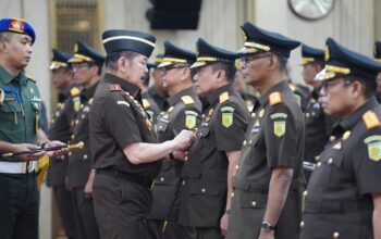 Jaksa Agung Lantik Kajati Jabar Baru, Tekankan Pengawasan Melekat dan Jaga Kepercayaan Publik