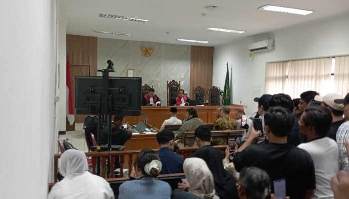 Ade Kuswara Kunang Klarifikasi Pemberian Uang Ke PDIP