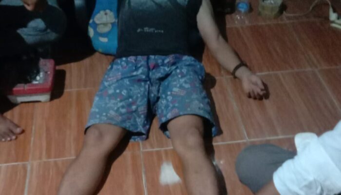 Tujuh Warga Salopa Terkapar Tersambar Petir Saat Rehat di Lokasi Pembangunan Gedung KDMP