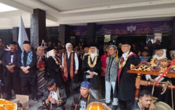 Hadiri Dies Natalis ISBI Bandung, Buky Wibawa Tekankan Pentingnya Inovasi Tradisi