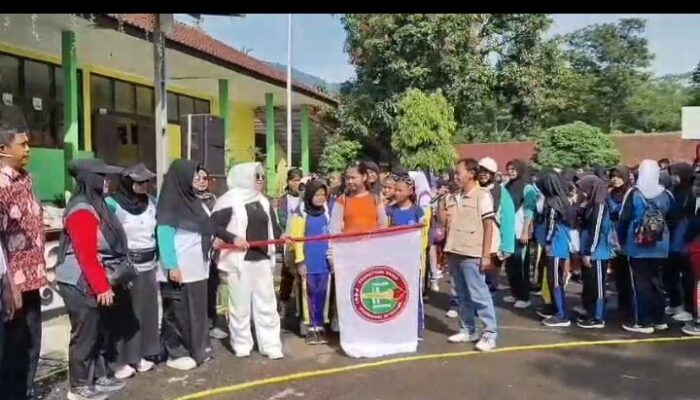 Rayakan Hardiknas di Conggeang, Bunda Bilqis Tekankan Sinergi Pendidikan Berbasis Akar Rumput