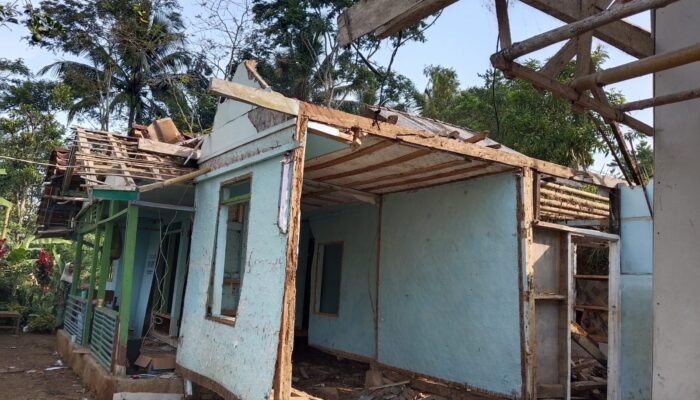 Demi Lahan Pembangunan Gedung Koperasi, 15 Rumah Warga Di Bongkar