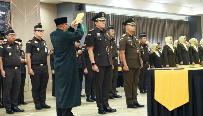Gerbong Mutasi Kejati Jabar Bergulir, Pos Asintel dan Kajari Cirebon Resmi Berganti
