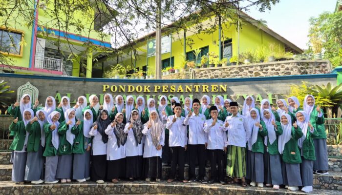 Menghidupkan Ilmu di Tengah Umat: MA Plus Al Hikam Lepas Peserta PPL