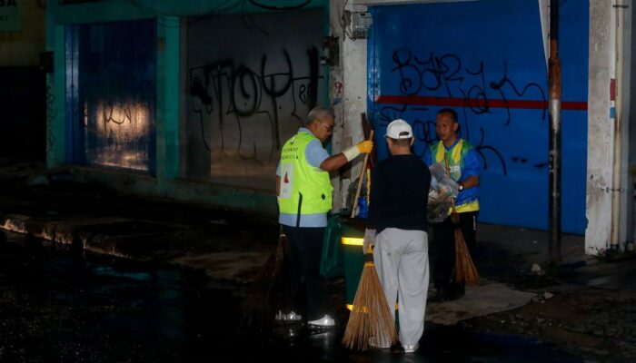 Sasapu Bandung Ke-4, Wali Kota Pimpin Pembersihan Kawasan Kebon Jati hingga Paskal
