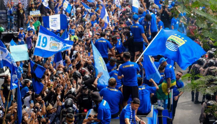 10 Insiden Warnai Euforia Kemenangan Persib, Wali Kota Bandung: Alhamdulillah Tidak Ada Korban Jiwa ​