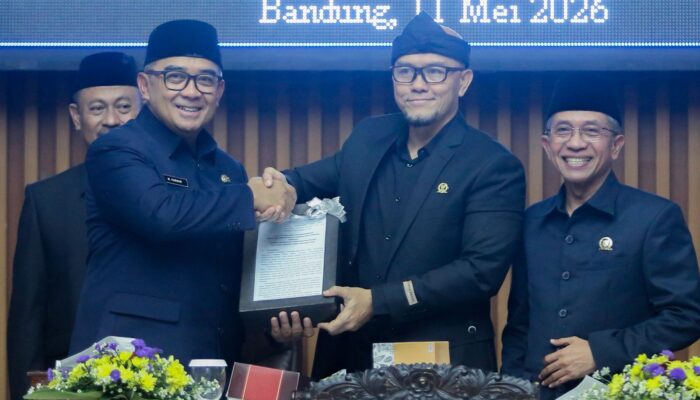 DPRD Kota Bandung Sampaikan Rekomendasi LKPJ Wali Kota TA 2025