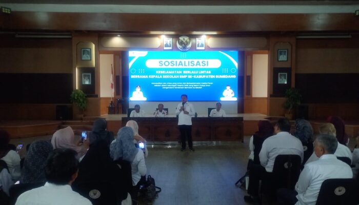 Bupati Dony Ahmad Munir: Jaga Kekompakan Selama Ibadah Haji