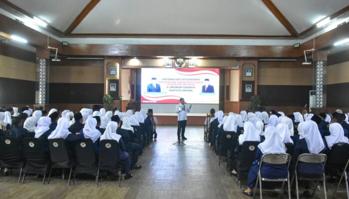 120 Kepala Sekolah Terima SK, Bupati Dony Tekankan Kepemimpinan dan Keteladanan