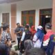 Relokasi Warga Terdampak Bencana di Cisarua, Bupati Sumedang Serahkan Kunci Rumah Baru
