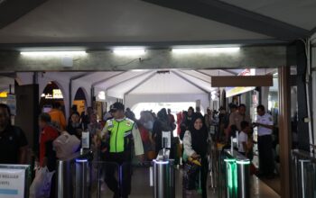 Animo Mudik Tinggi, Puluhan Ribu Tiket KA di Daop 2 Bandung Ludes Terjual