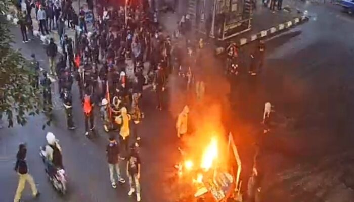 Peringatan May Day di Jabar Dinodai Aksi Kelompok Tak Dikenal, Fasilitas Umum di Bandung dirusak